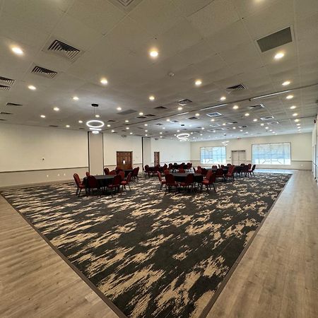 Clarion Inn & Suites Dothan South Esterno foto