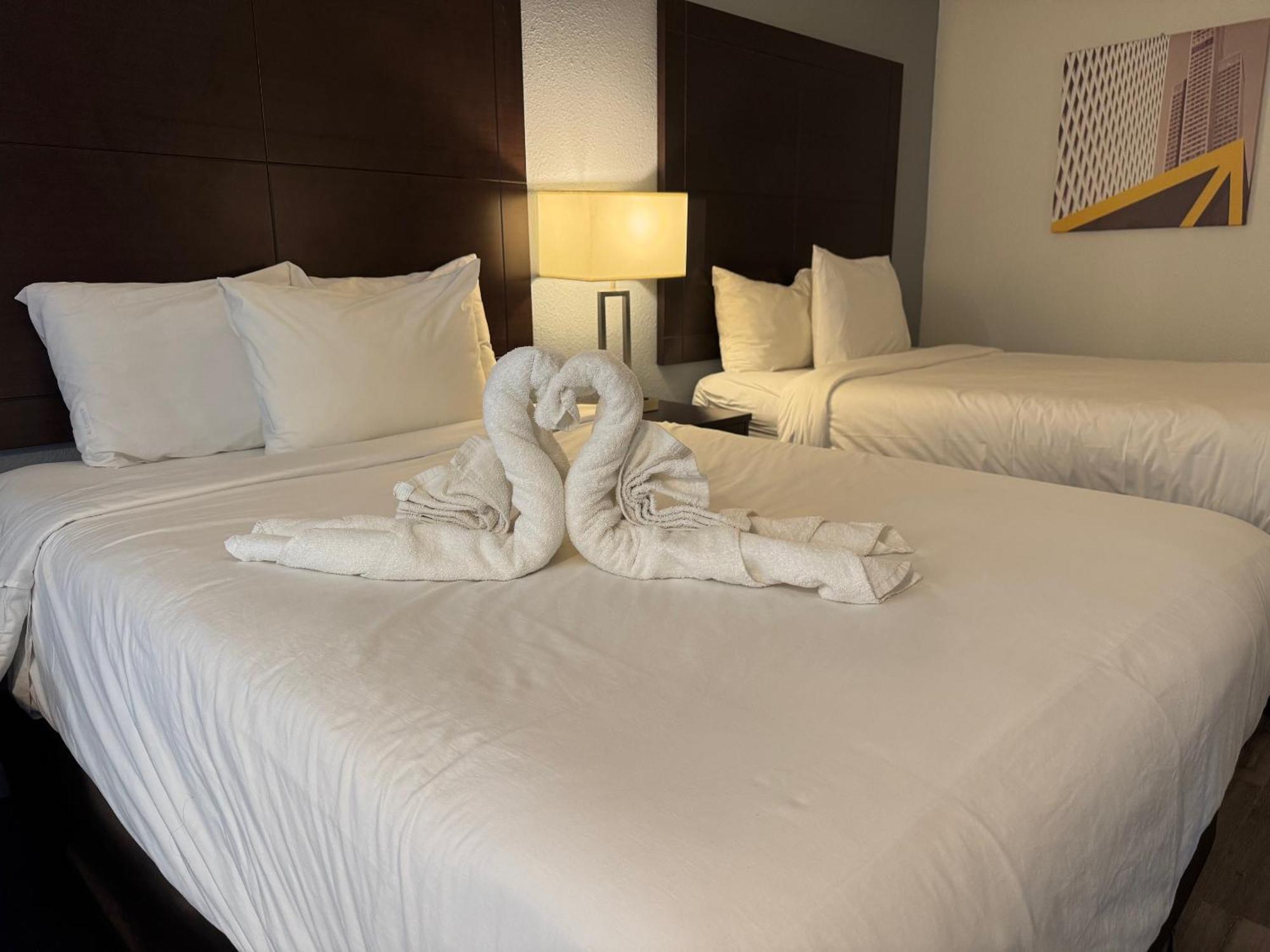 Clarion Inn & Suites Dothan South Esterno foto