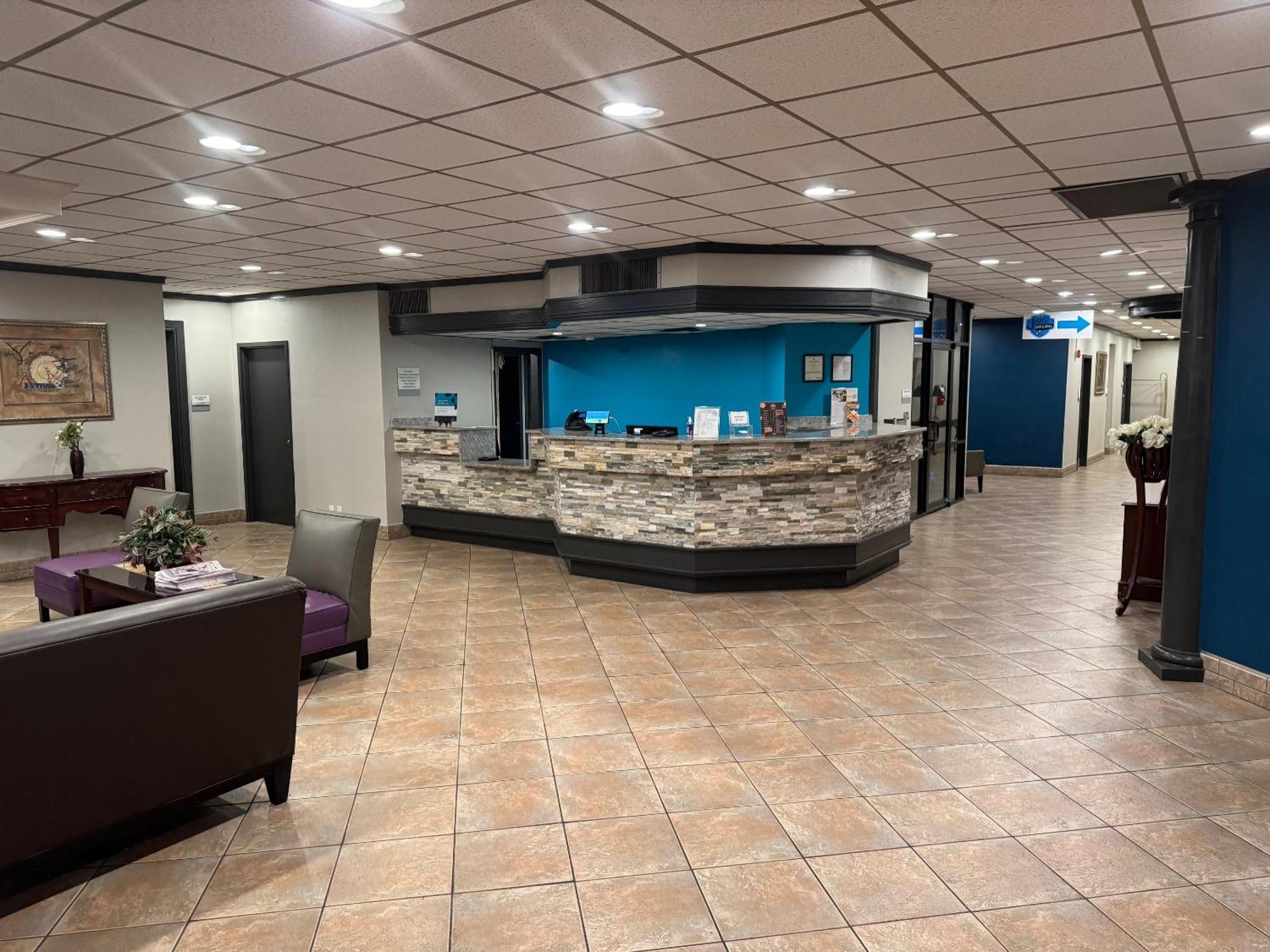 Clarion Inn & Suites Dothan South Esterno foto